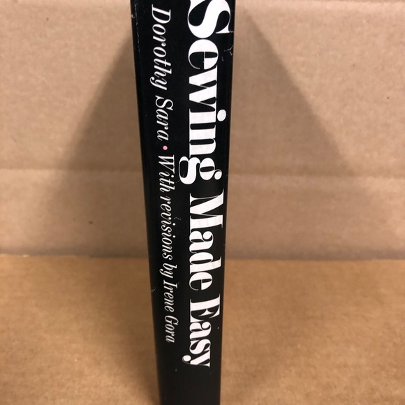 Vintage 1960's Sewing Made Easy Hardcover Book, Dorothy Sara, complete updated - Picture 4 of 12